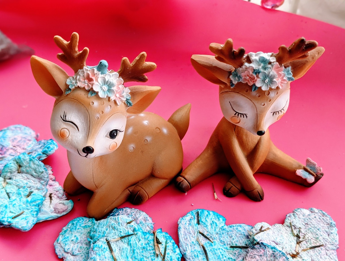 Reindeer decorations with Plantable Seed Paper Hearts