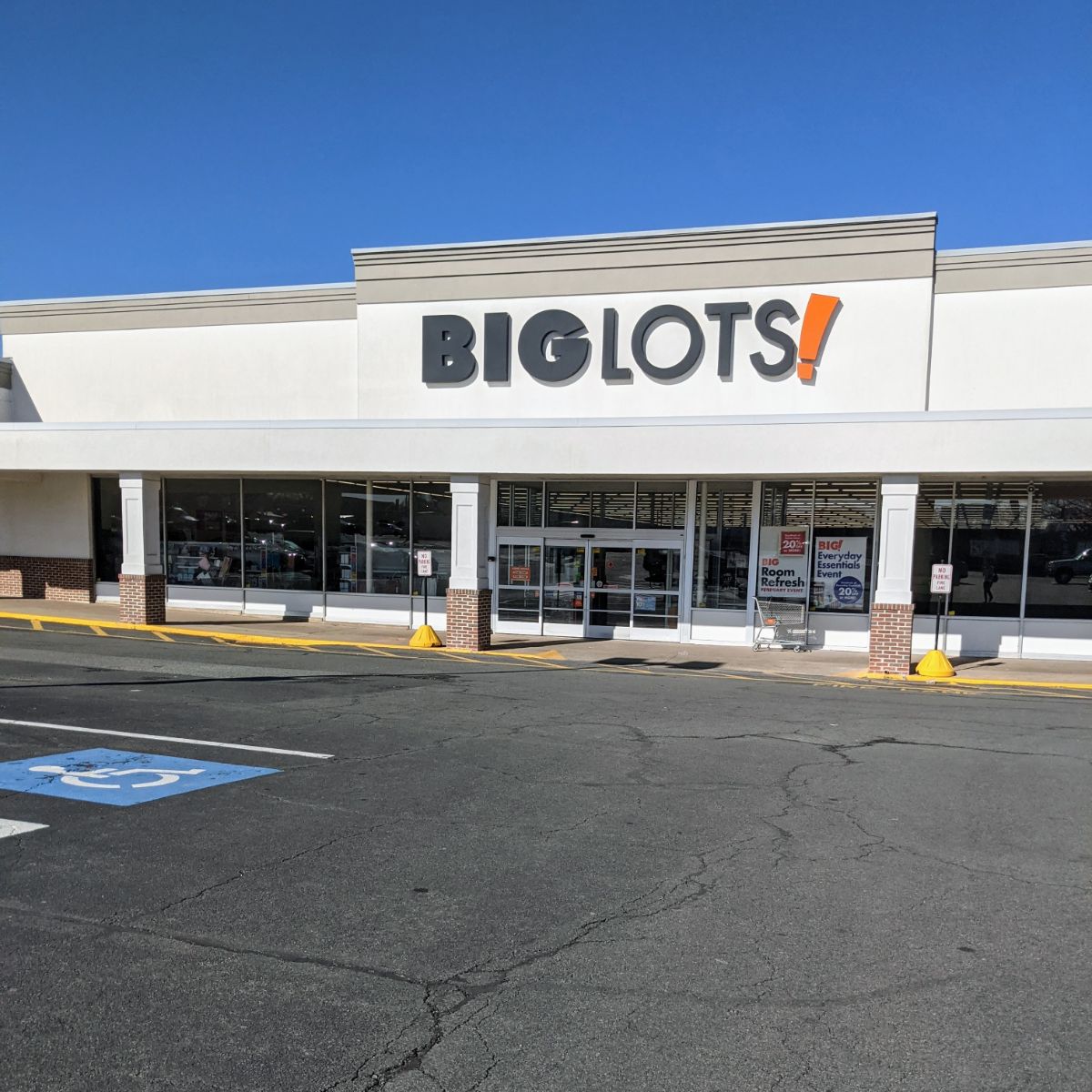 Boyertown Big Lots Storefront for gardening section roundup